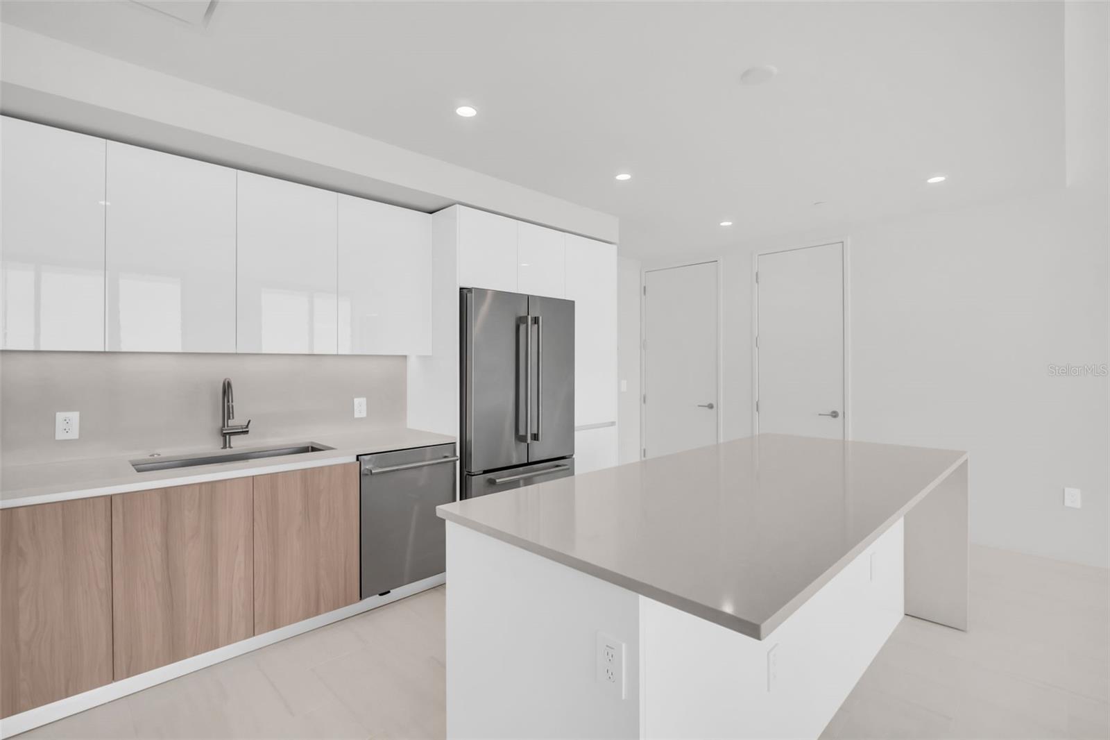 400 CENTRAL AVE #3606, ST PETERSBURG, FL, 33701