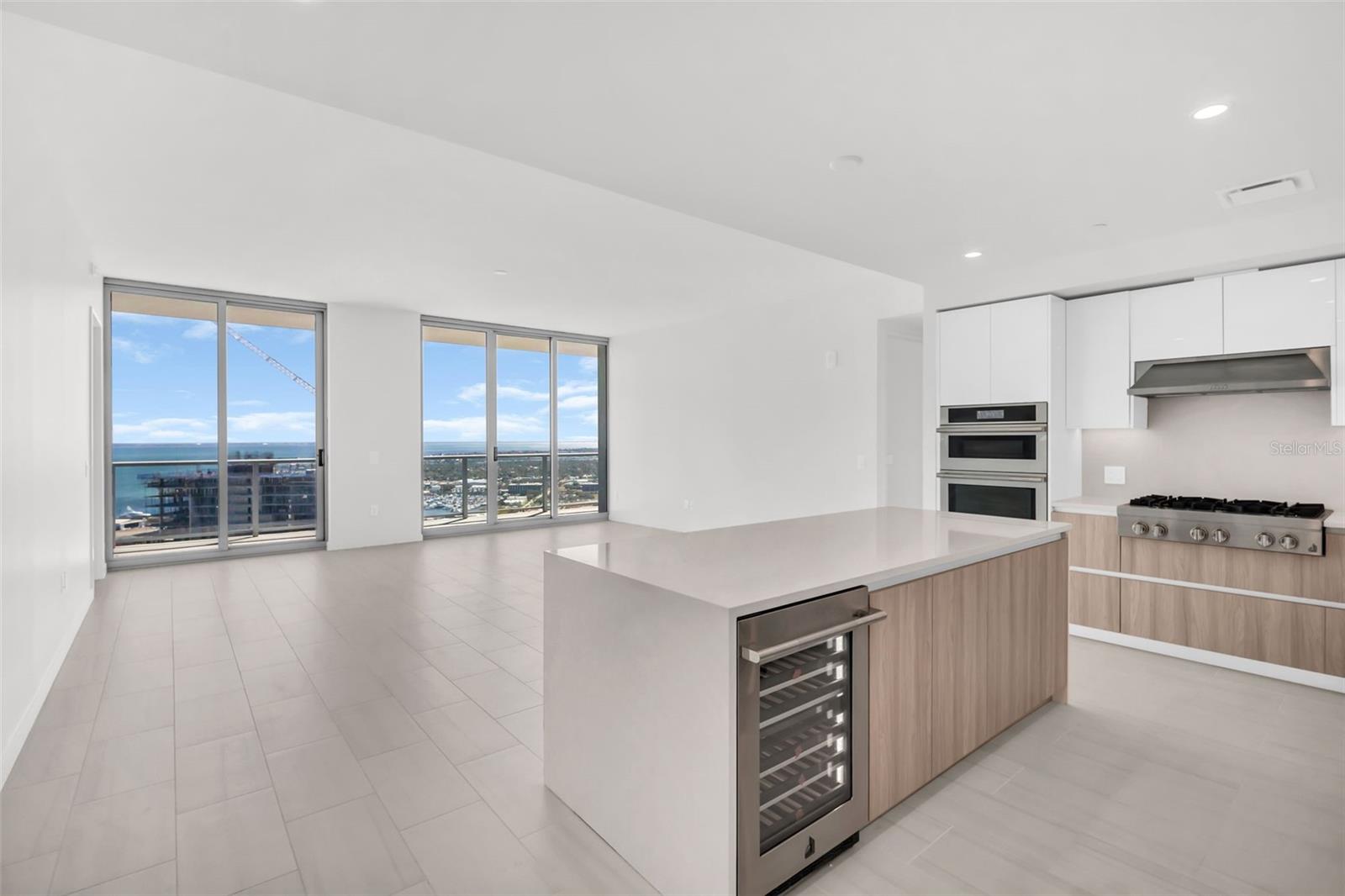 400 CENTRAL AVE #3606, ST PETERSBURG, FL, 33701