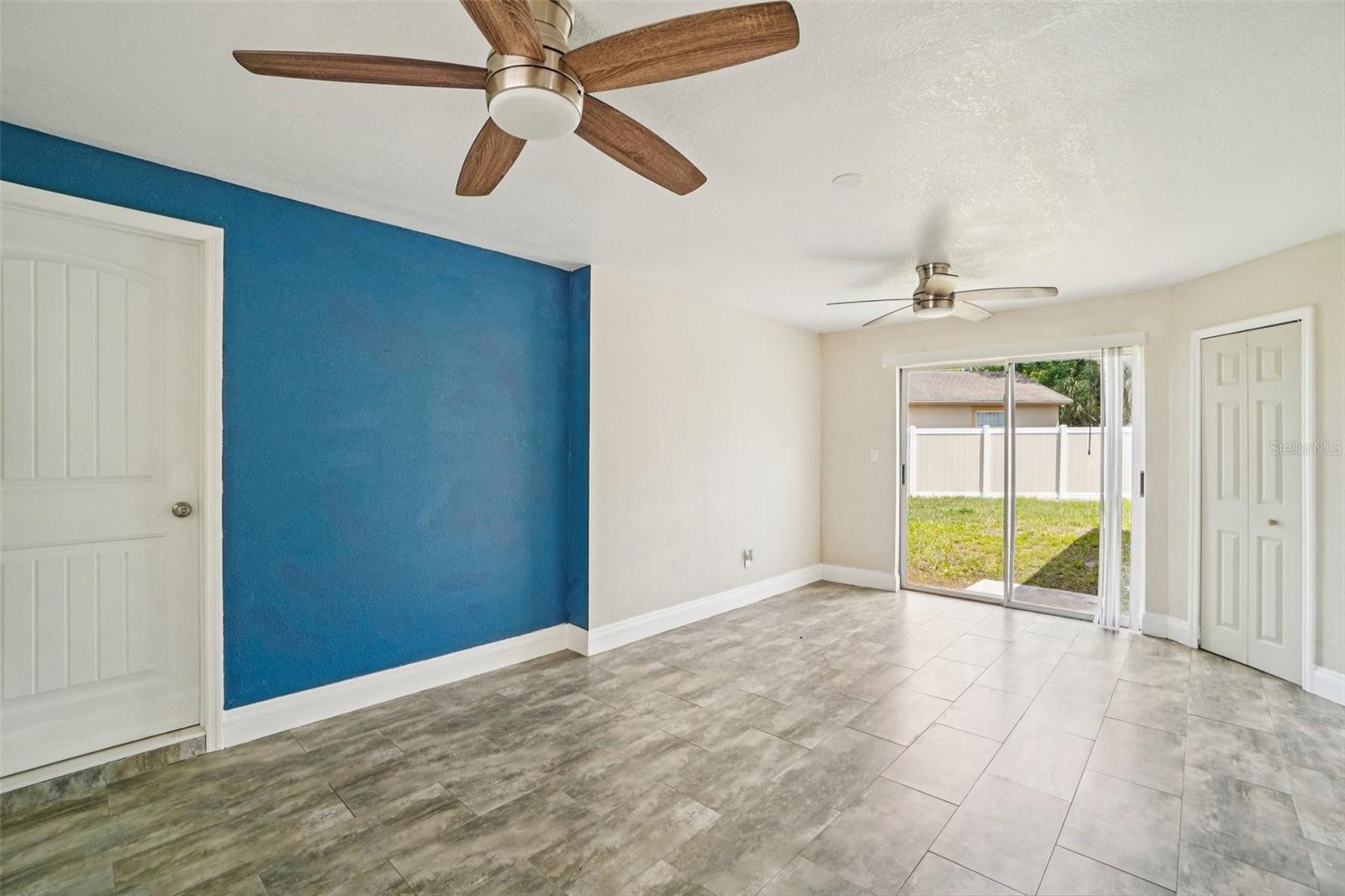 541 FIREFLY LN, APOLLO BEACH, FL, 33572