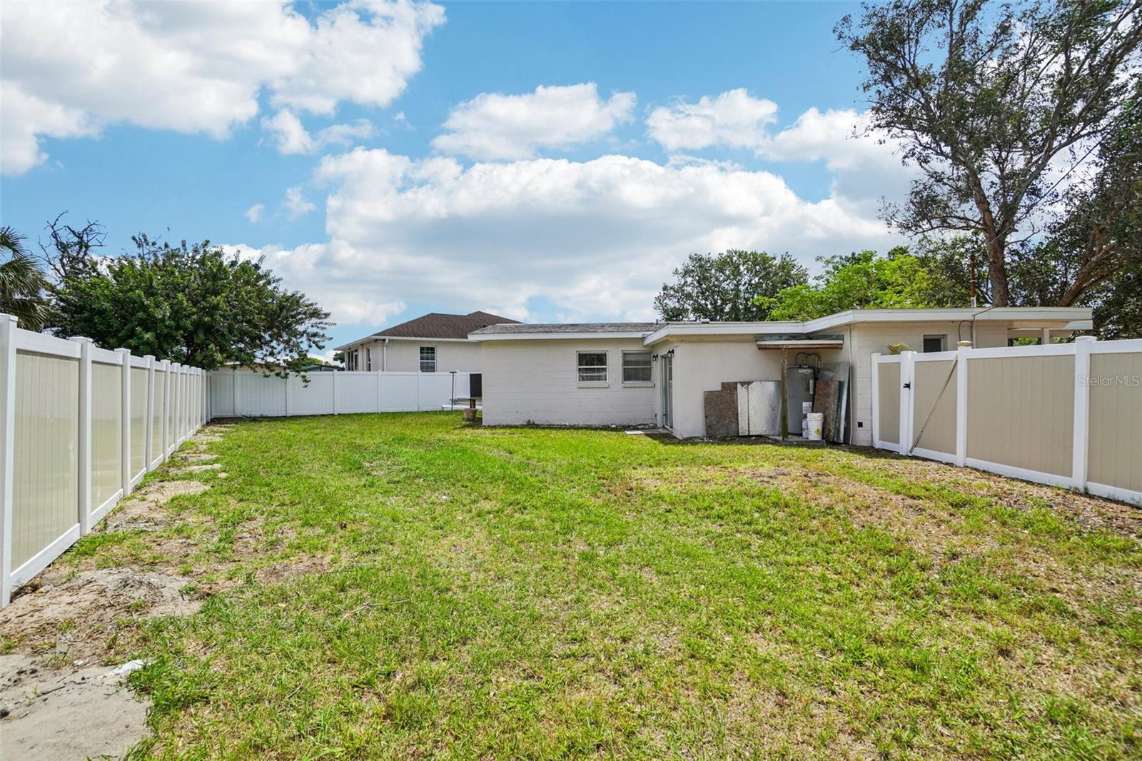 541 FIREFLY LN, APOLLO BEACH, FL, 33572