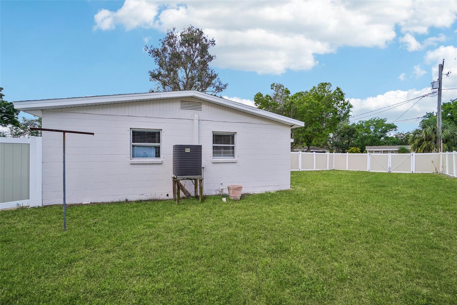 541 FIREFLY LN, APOLLO BEACH, FL, 33572