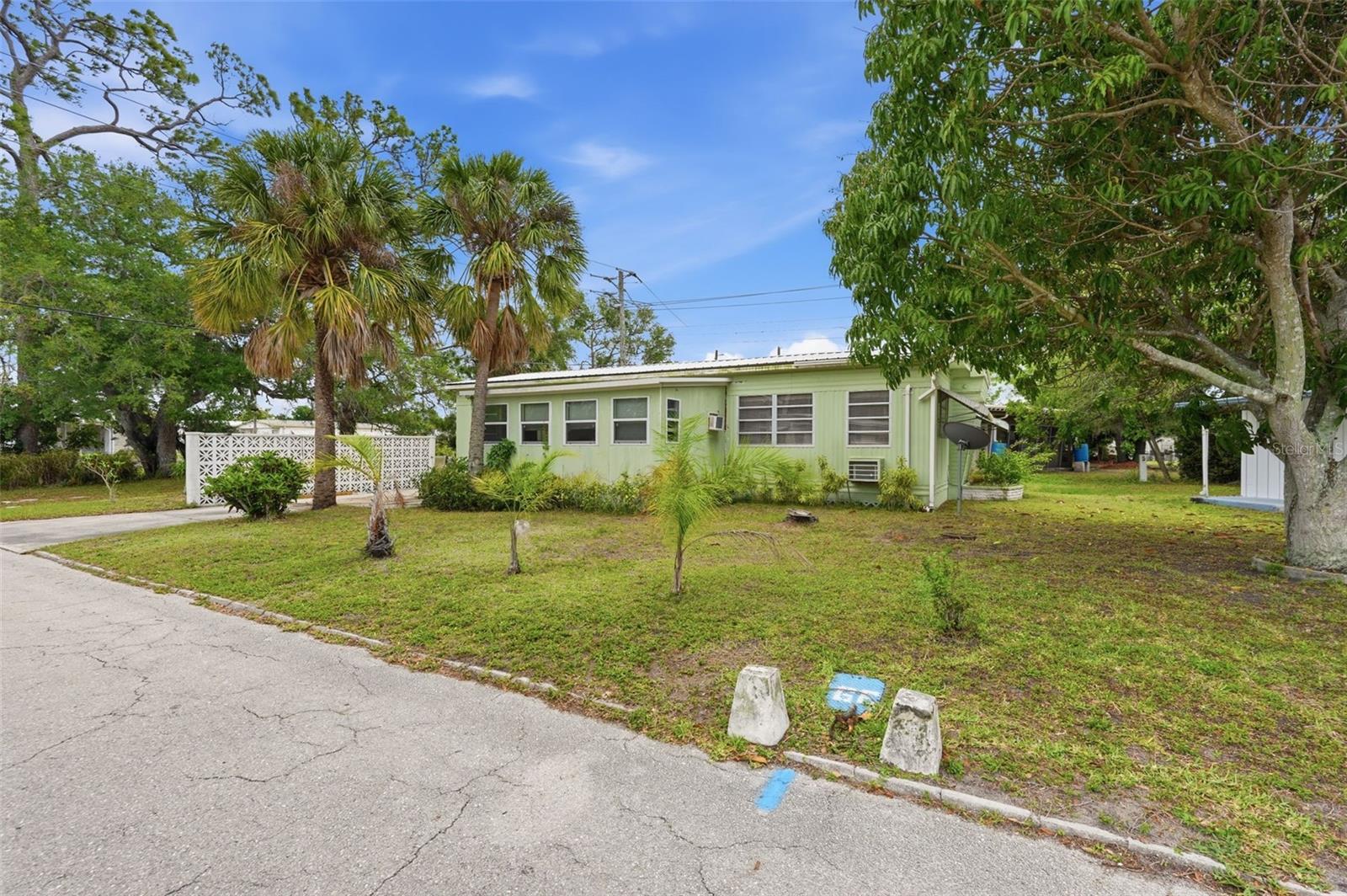 104 52ND AVENUE PLZ W, BRADENTON, FL, 34207