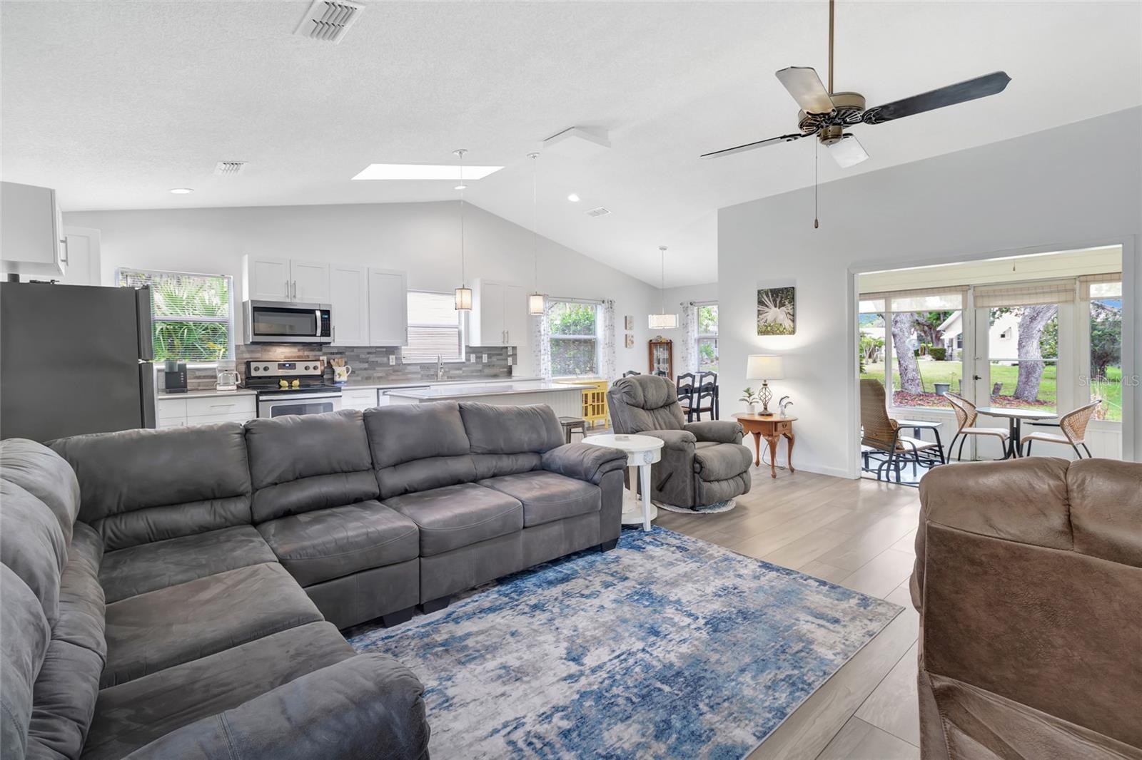 27 GORDON CT, LEESBURG, FL, 34788