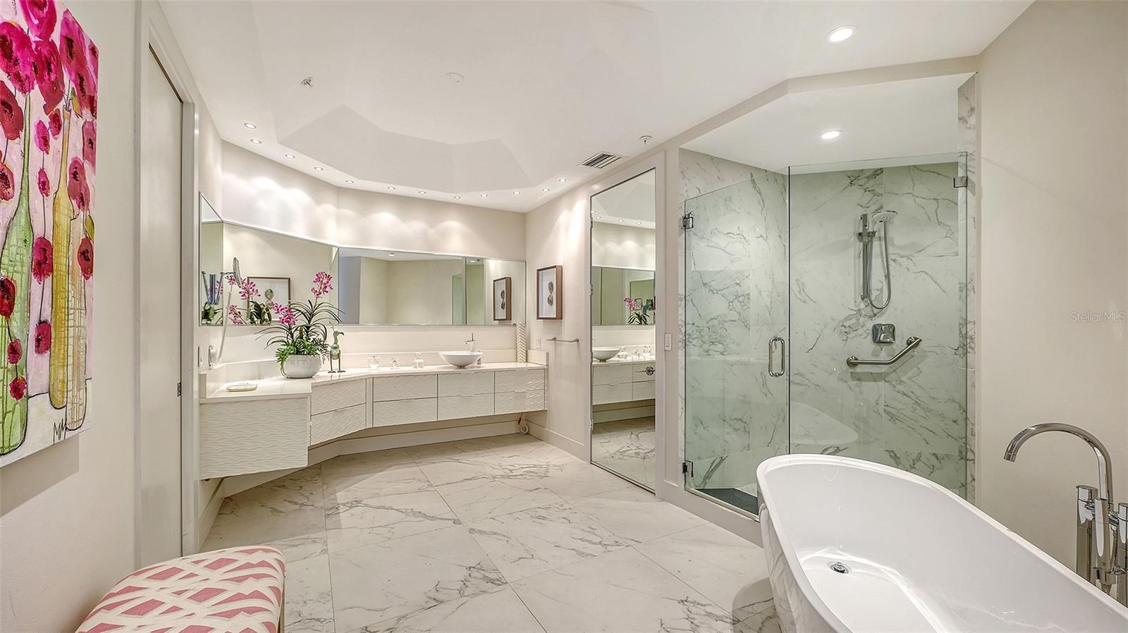 415 L AMBIANCE DR #A301, LONGBOAT KEY, FL, 34228