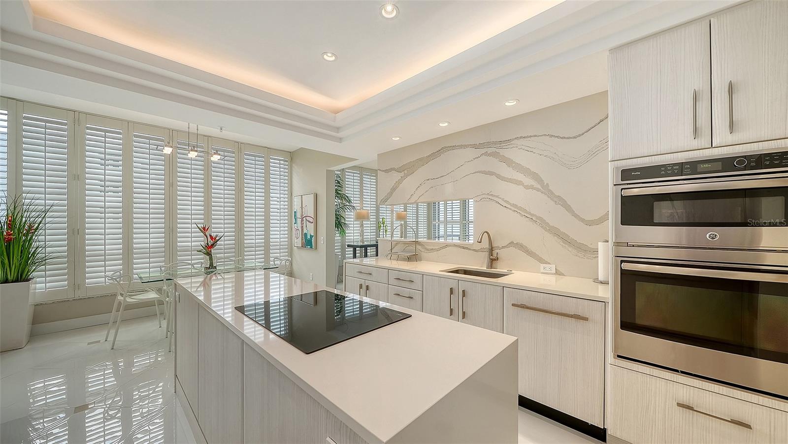 415 L AMBIANCE DR #A301, LONGBOAT KEY, FL, 34228