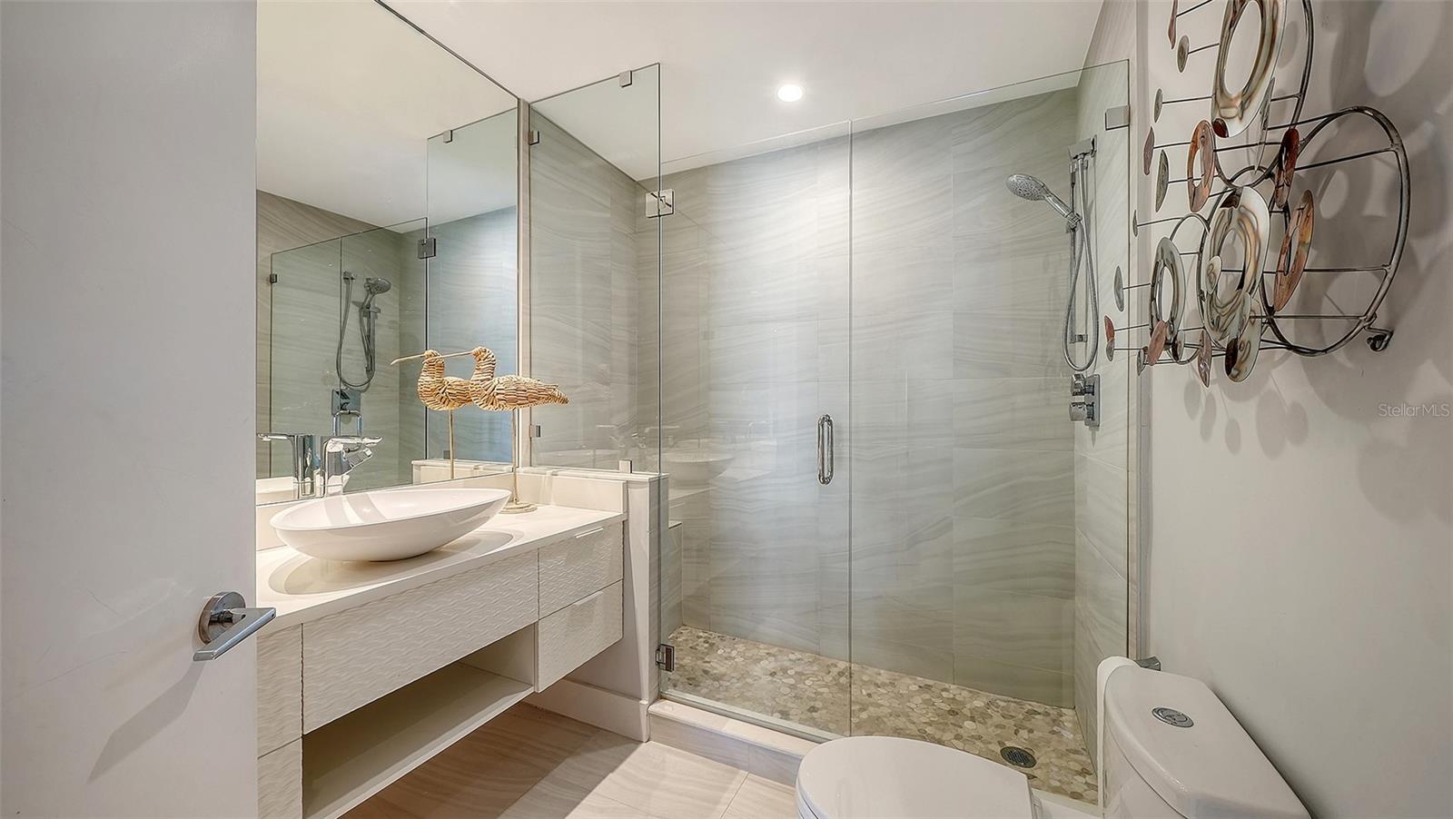 415 L AMBIANCE DR #A301, LONGBOAT KEY, FL, 34228