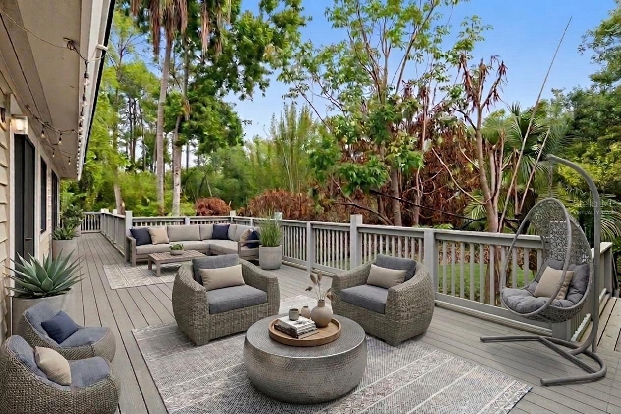 156 BIG OAK BND, CHULUOTA, FL, 32766