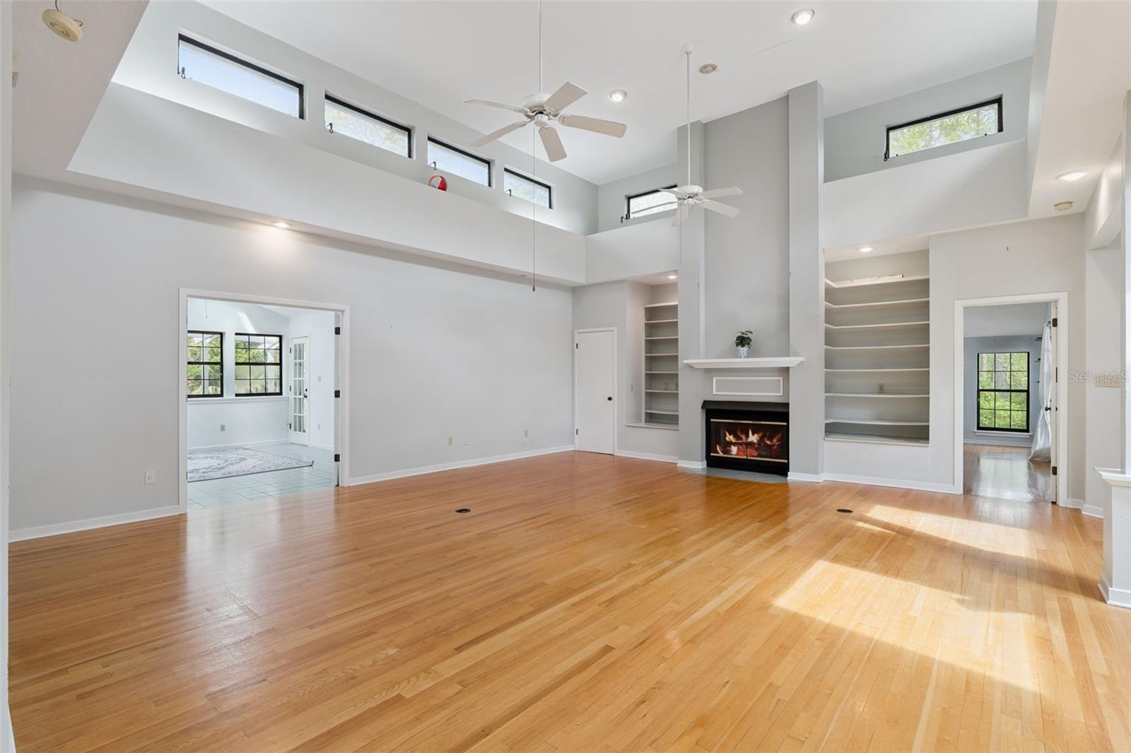 156 BIG OAK BND, CHULUOTA, FL, 32766