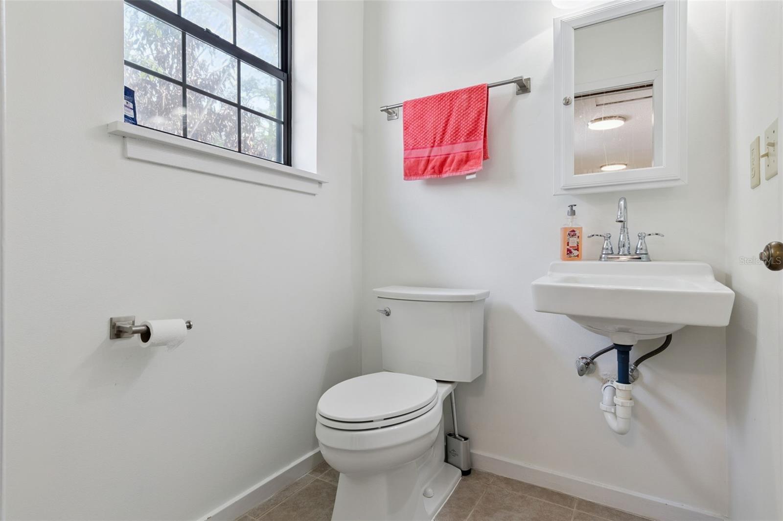 156 BIG OAK BND, CHULUOTA, FL, 32766