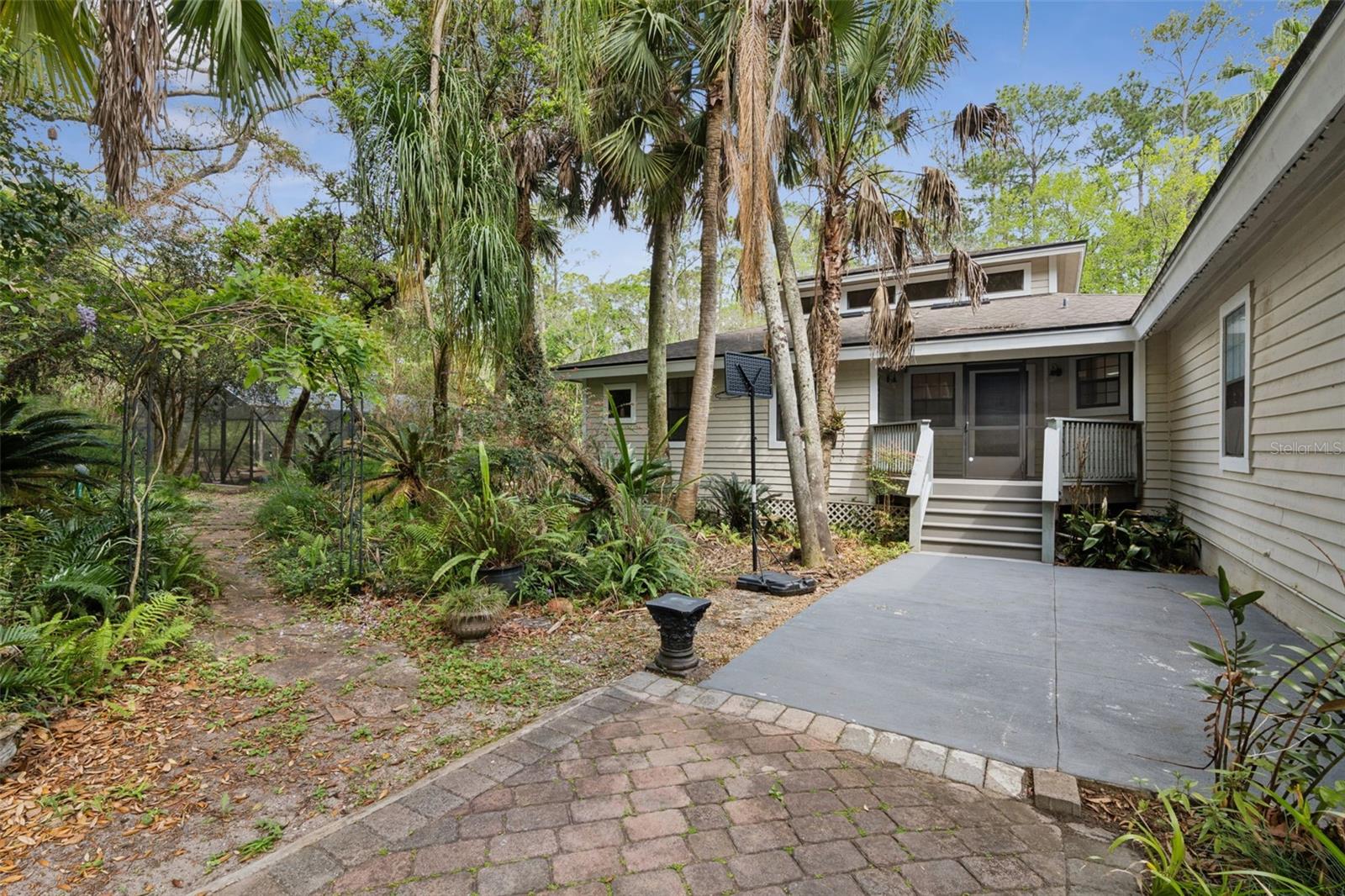 156 BIG OAK BND, CHULUOTA, FL, 32766
