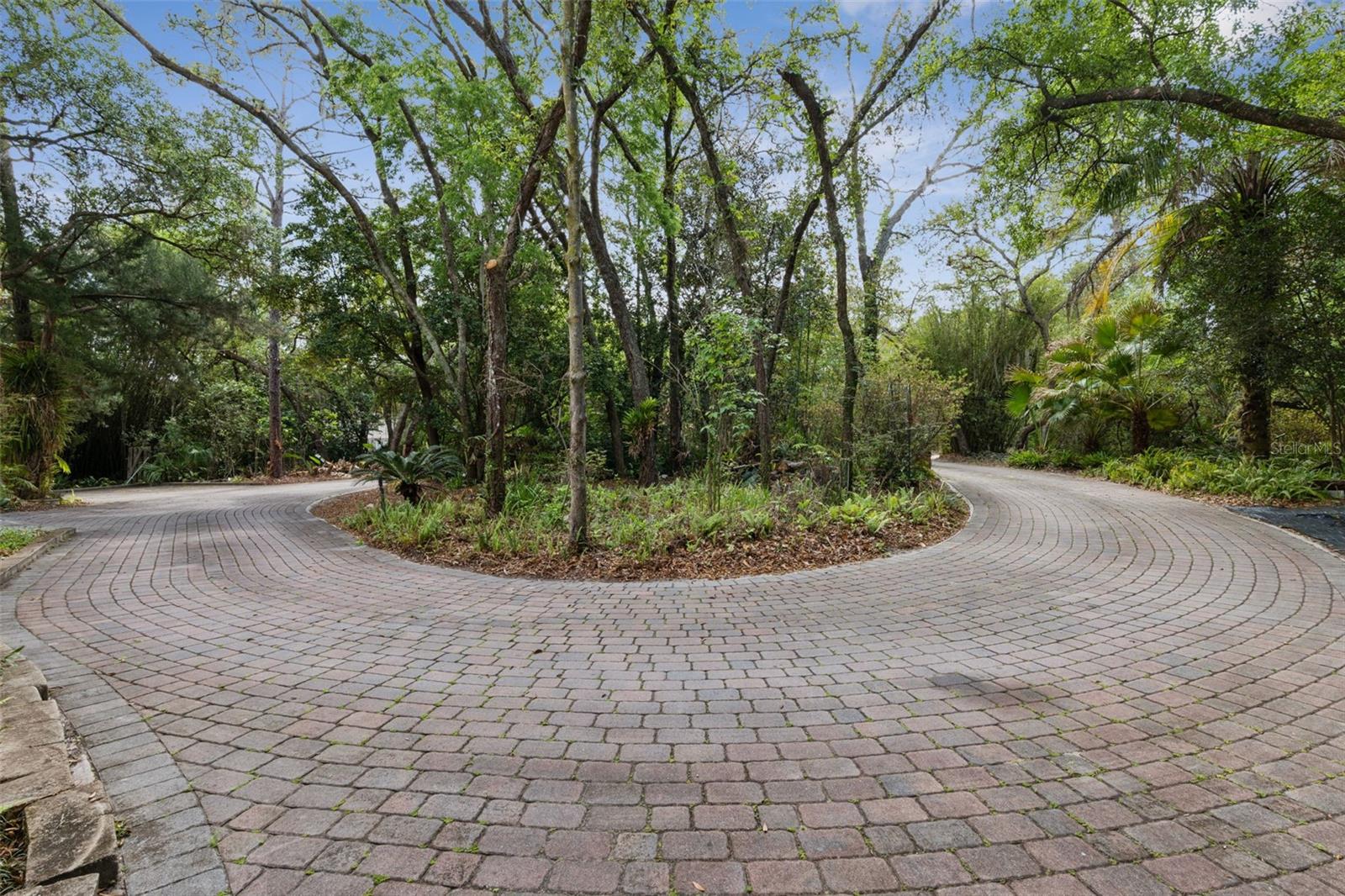 156 BIG OAK BND, CHULUOTA, FL, 32766
