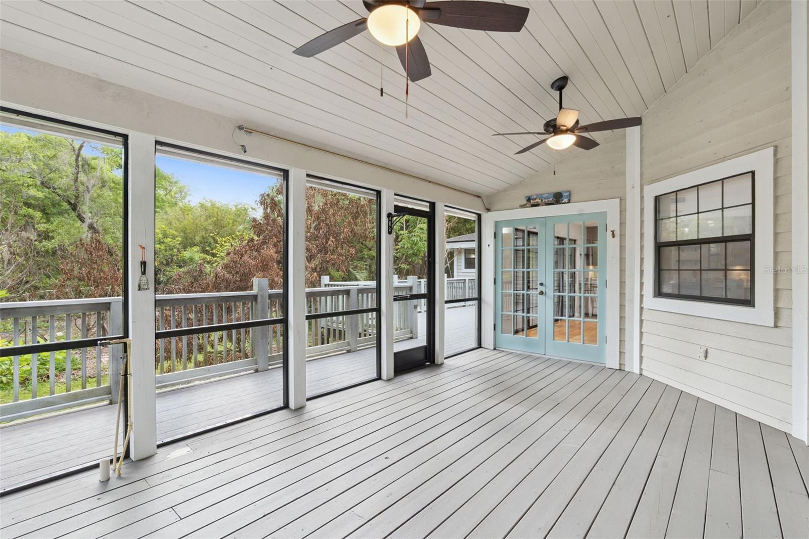 156 BIG OAK BND, CHULUOTA, FL, 32766