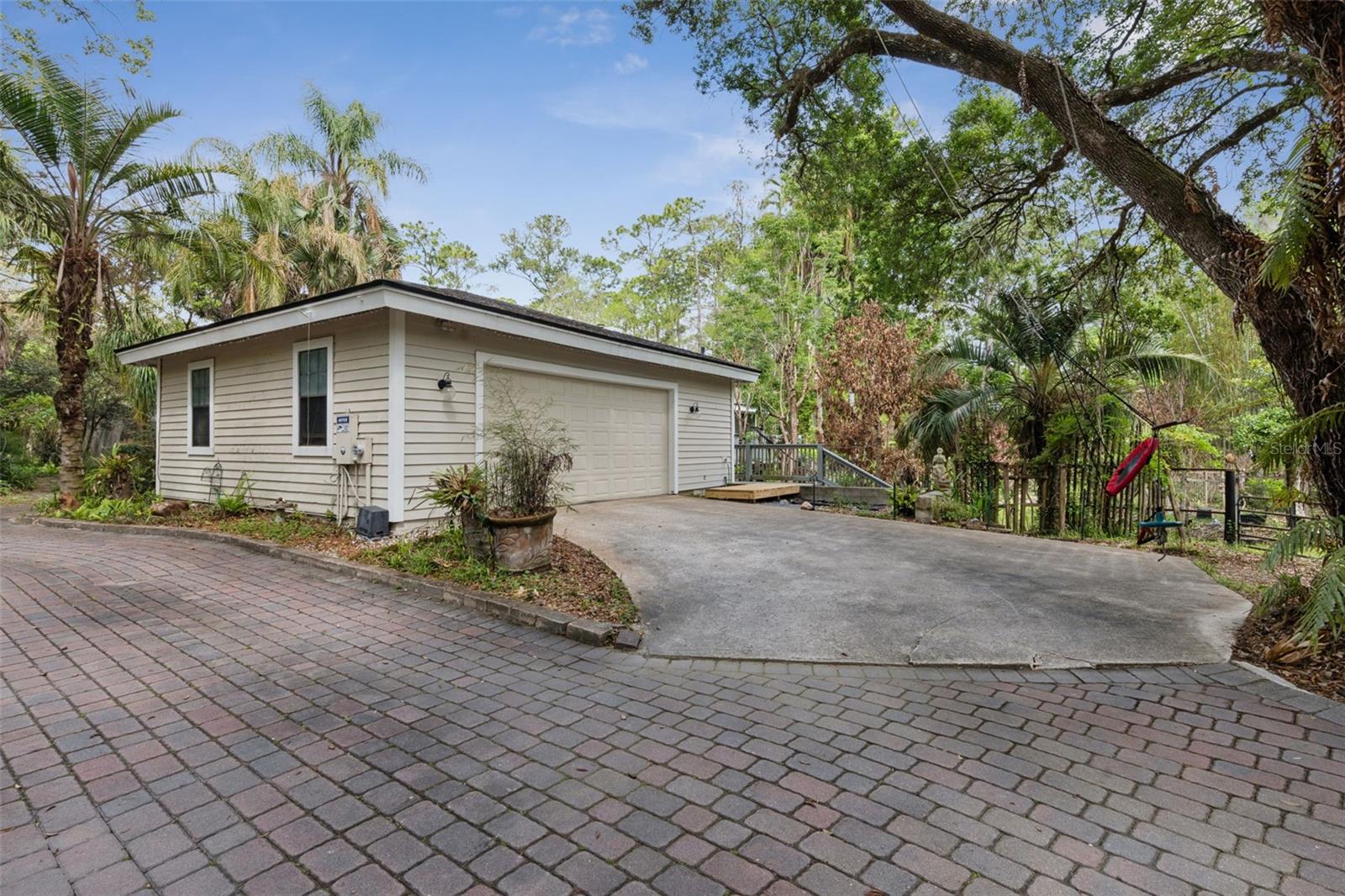 156 BIG OAK BND, CHULUOTA, FL, 32766