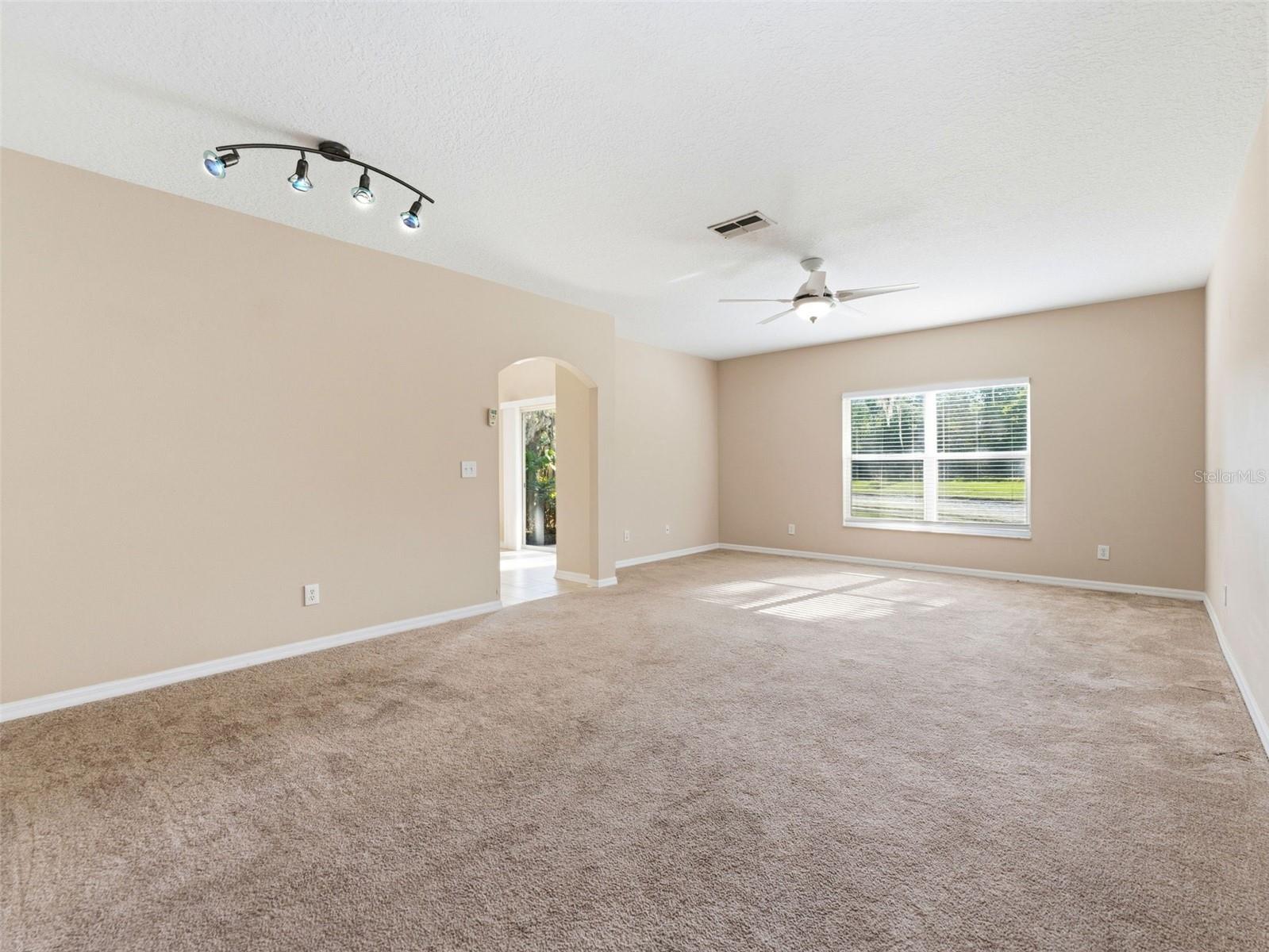15123 DEER MEADOW DR, LUTZ, FL, 33559