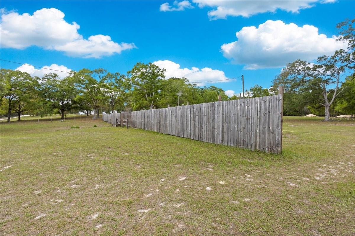 3100 NW 20TH ST, BELL, FL, 32619