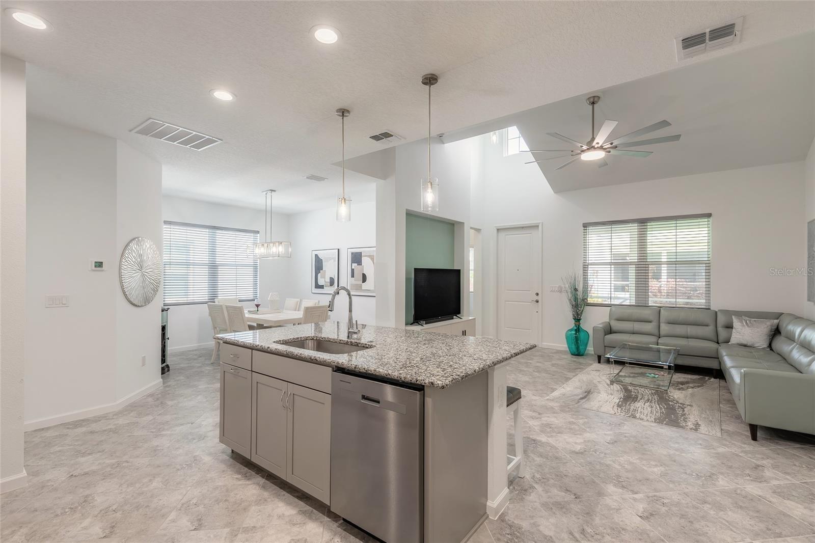 331 COOL WATERS WAY, DAYTONA BEACH, FL, 32124