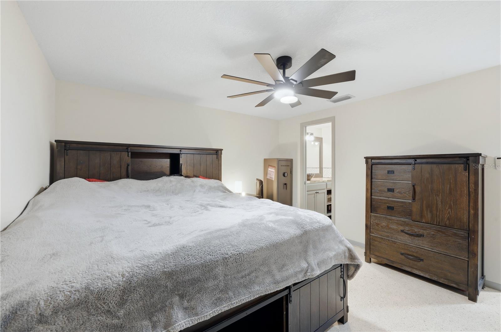 21298 MIDWAY BLVD, PORT CHARLOTTE, FL, 33952