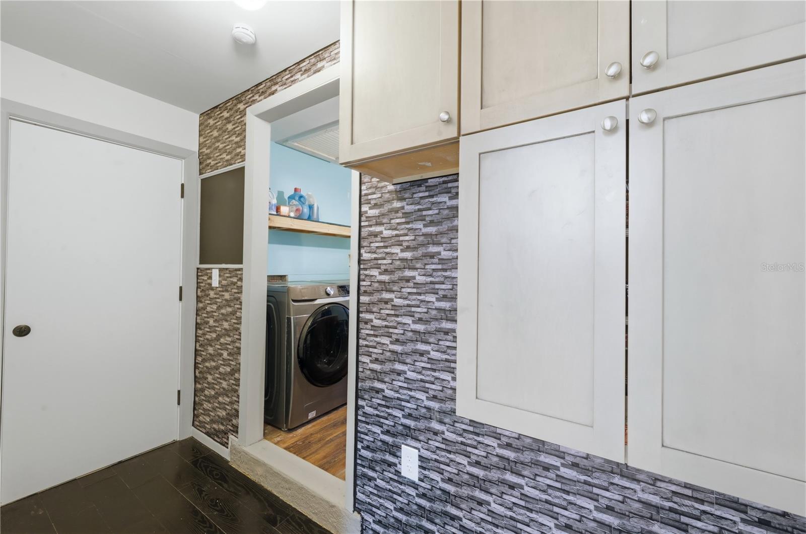 21298 MIDWAY BLVD, PORT CHARLOTTE, FL, 33952