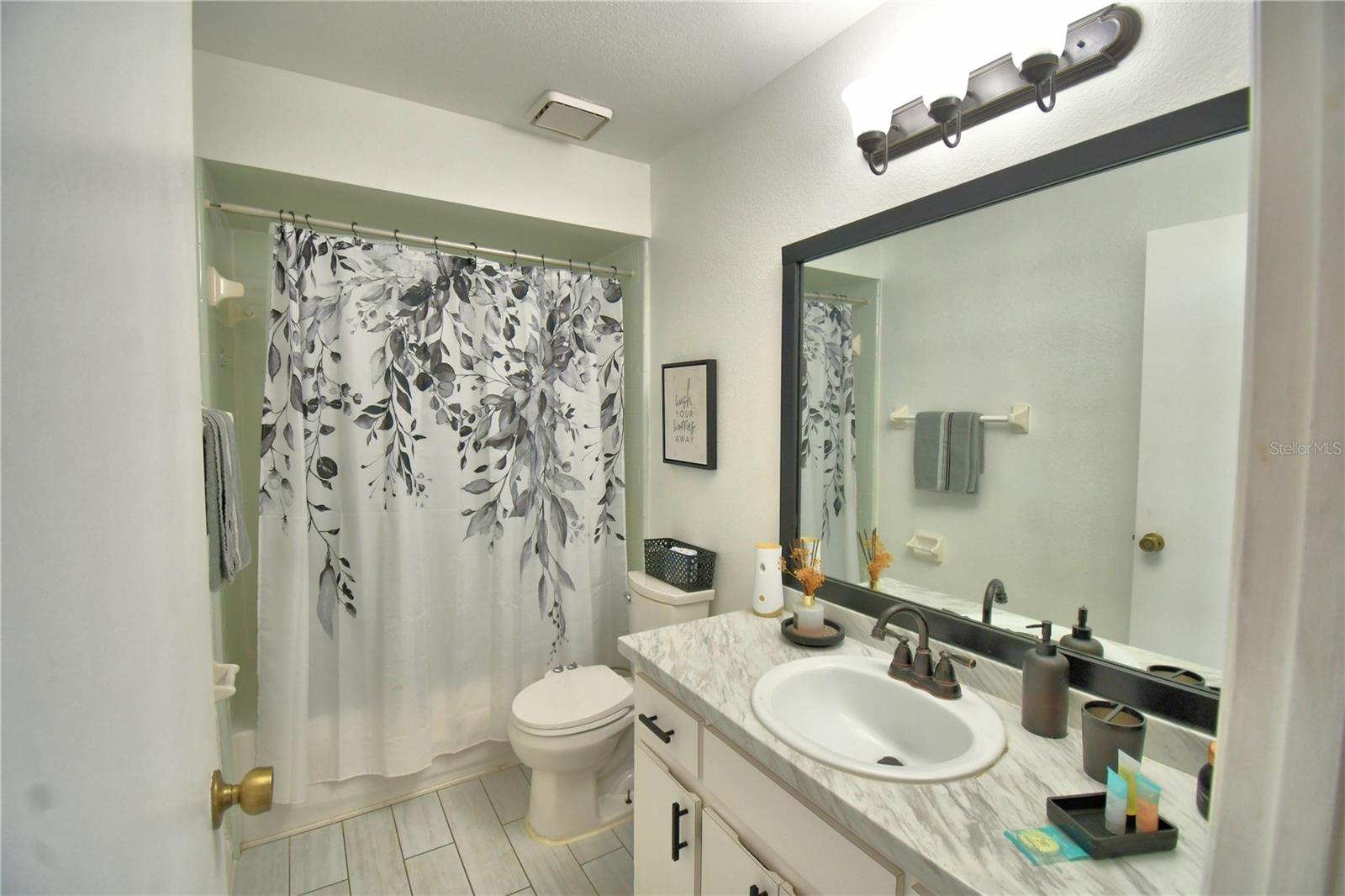 2935 DICKENS CIR, KISSIMMEE, FL, 34747
