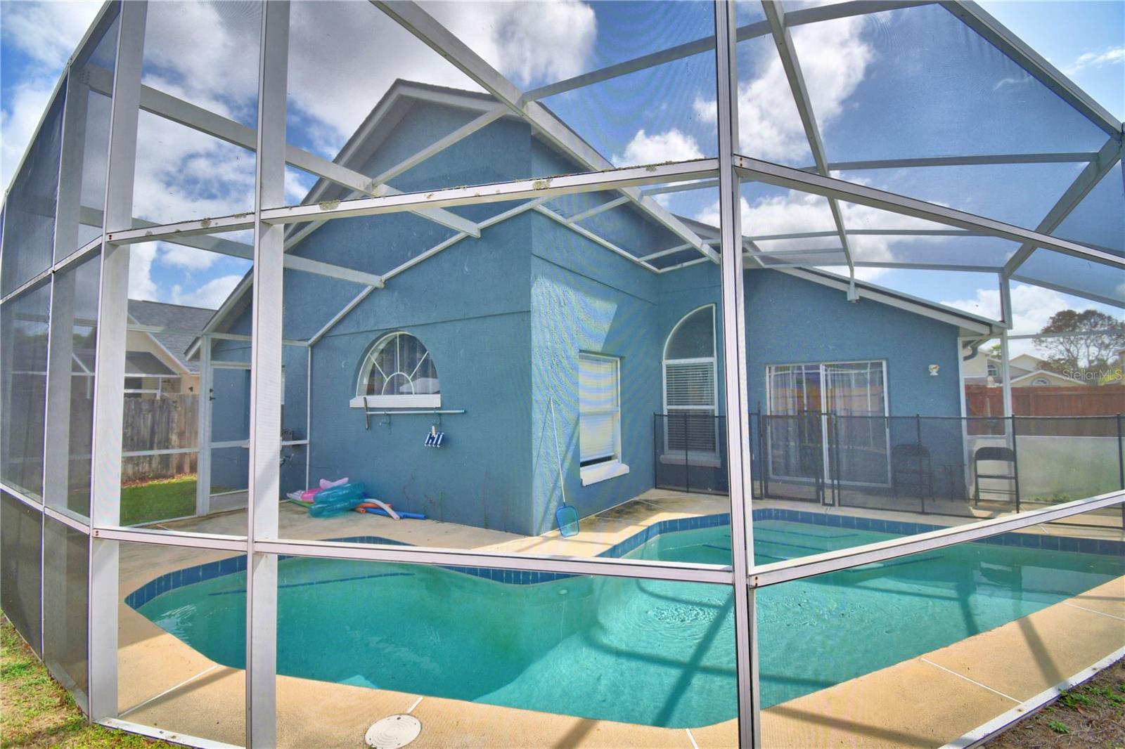 2935 DICKENS CIR, KISSIMMEE, FL, 34747