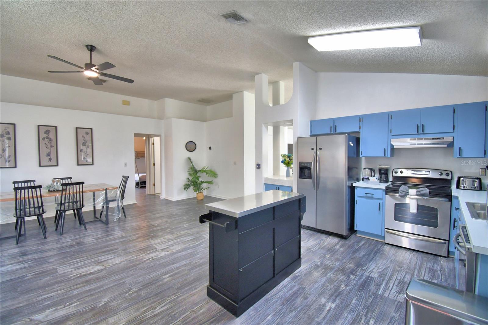 2935 DICKENS CIR, KISSIMMEE, FL, 34747