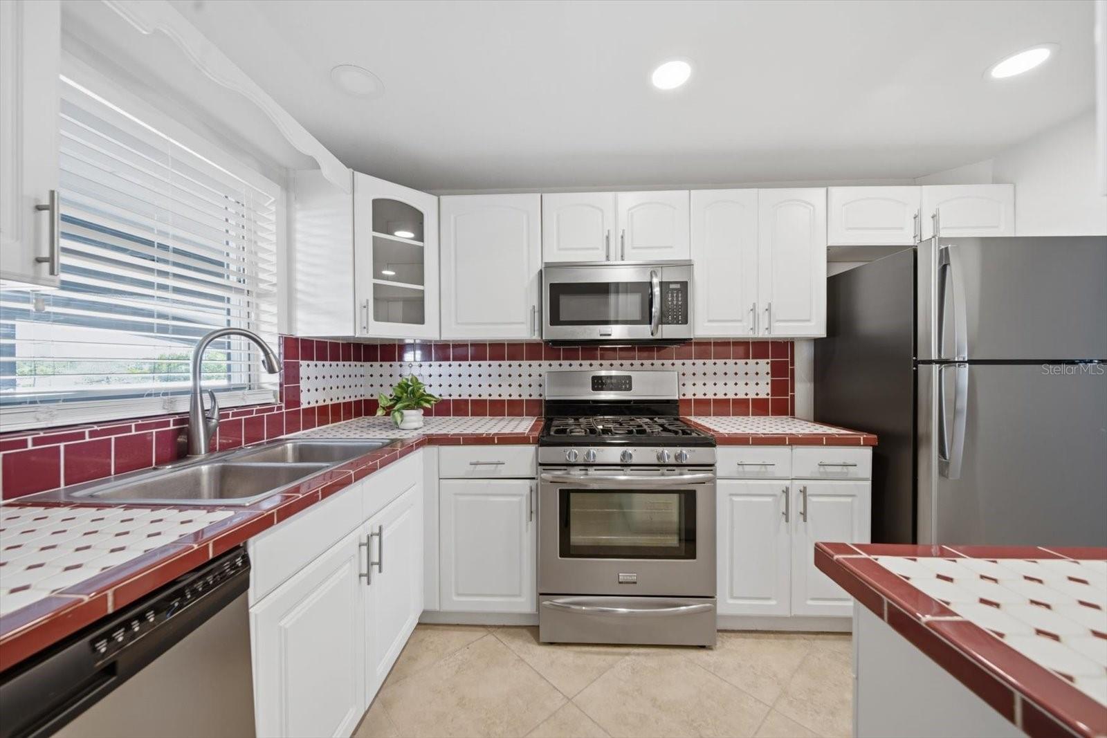 5980 SHORE BLVD S #207, GULFPORT, FL, 33707