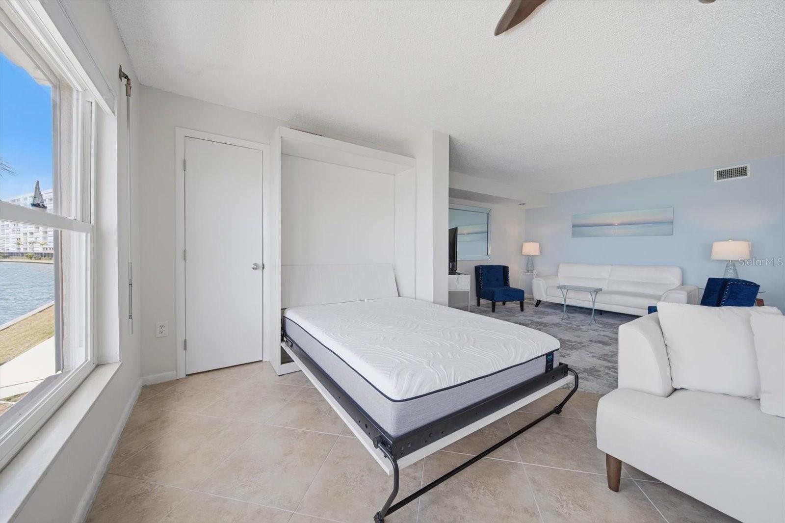 5980 SHORE BLVD S #207, GULFPORT, FL, 33707