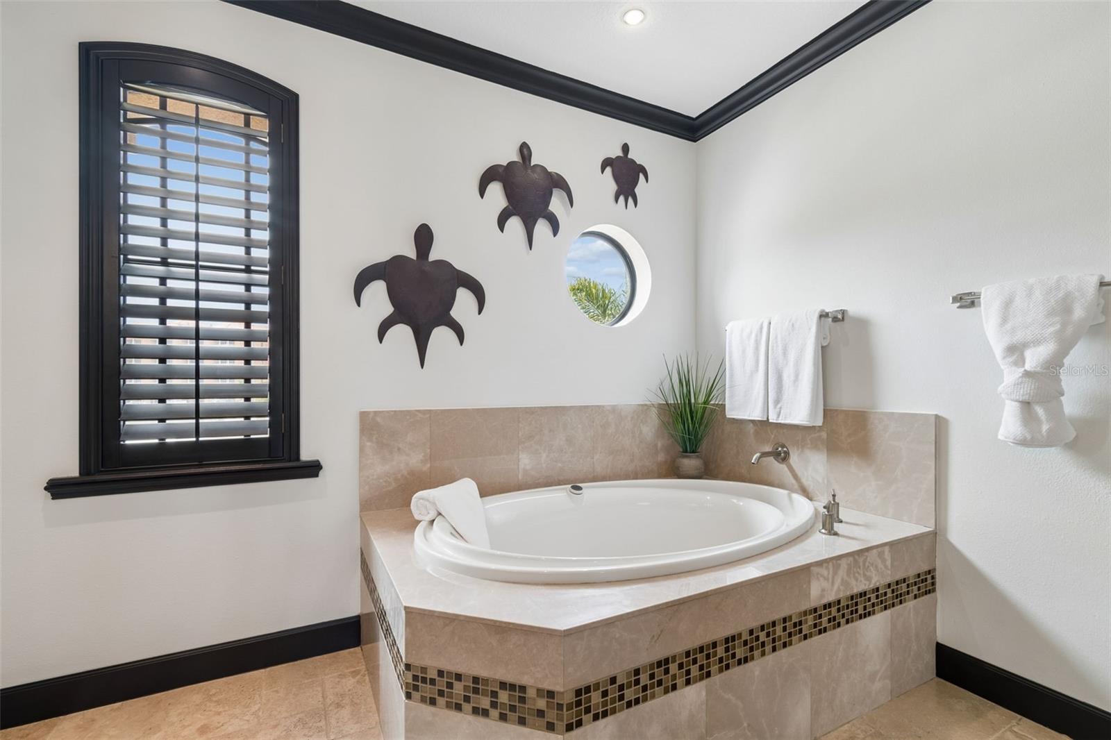 108 BAYSIDE DR, CLEARWATER BEACH, FL, 33767