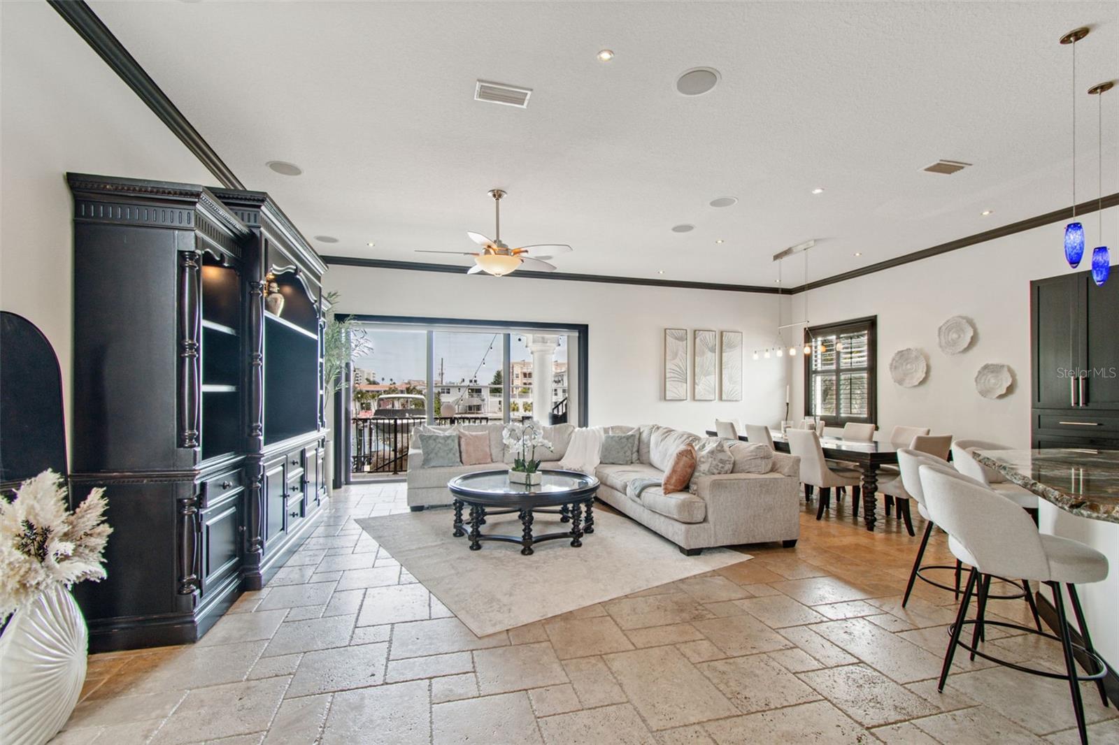 108 BAYSIDE DR, CLEARWATER BEACH, FL, 33767
