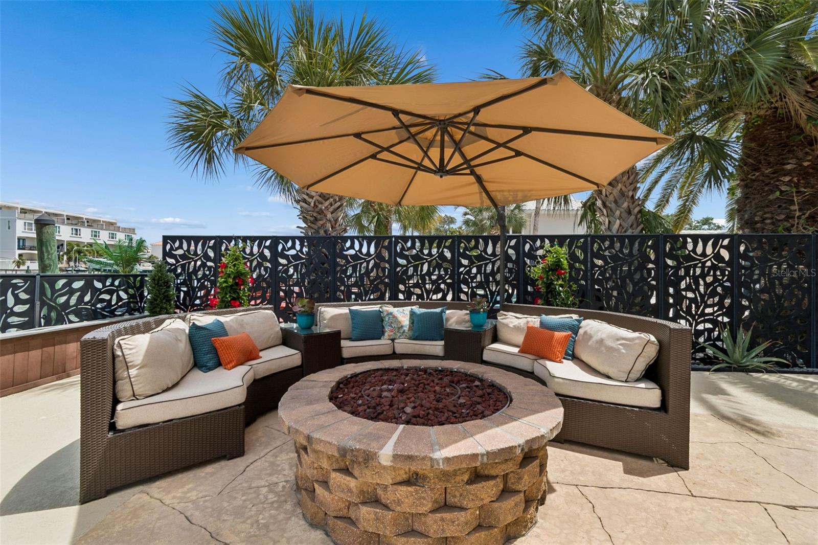 108 BAYSIDE DR, CLEARWATER BEACH, FL, 33767