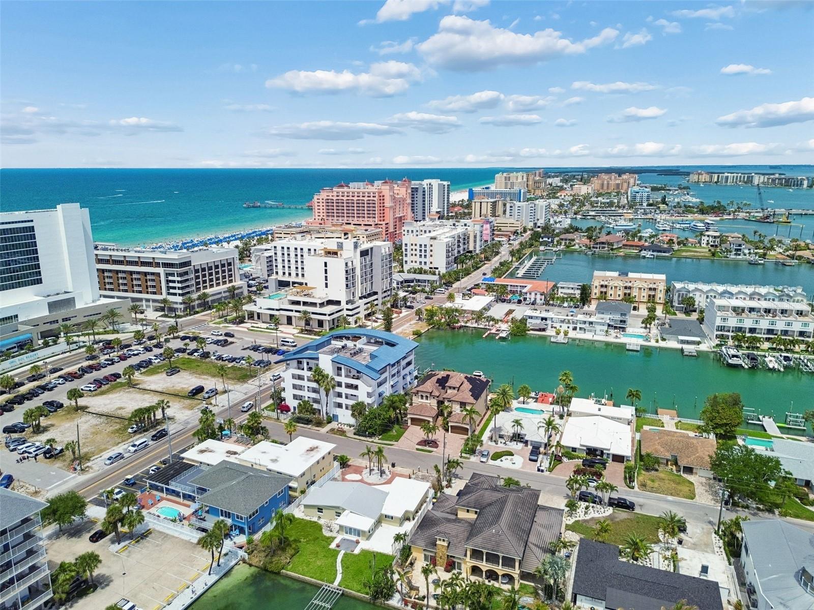 108 BAYSIDE DR, CLEARWATER BEACH, FL, 33767