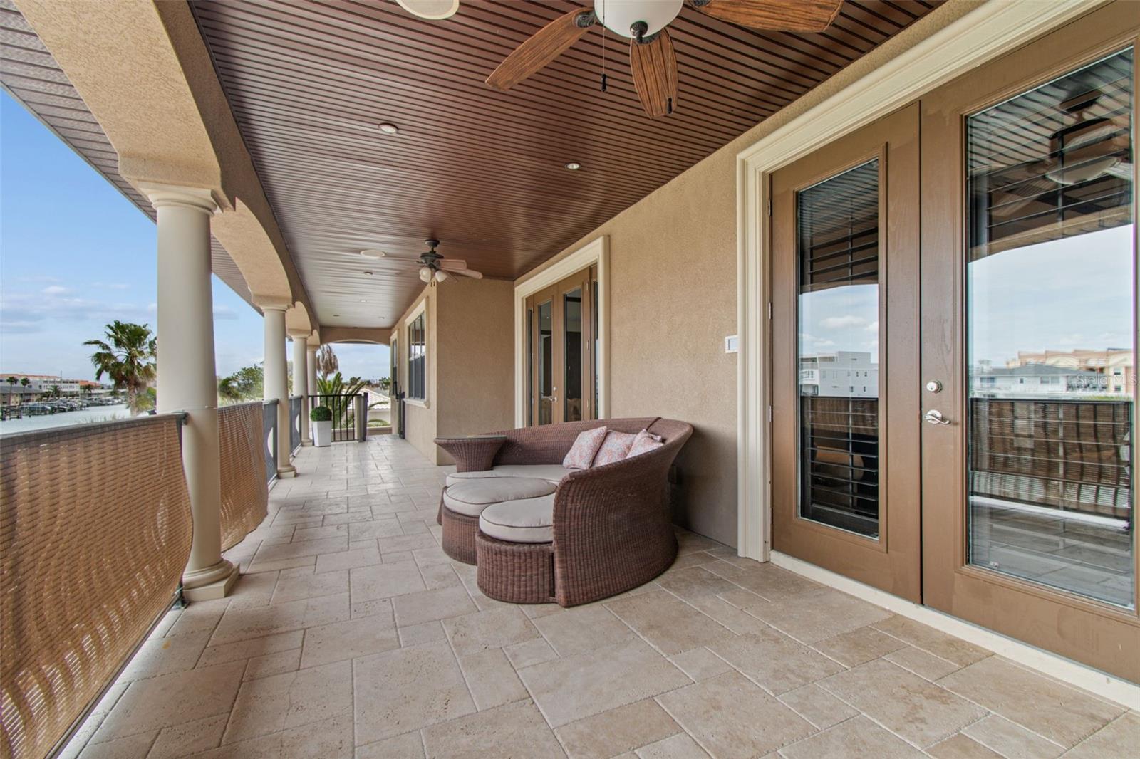 108 BAYSIDE DR, CLEARWATER BEACH, FL, 33767
