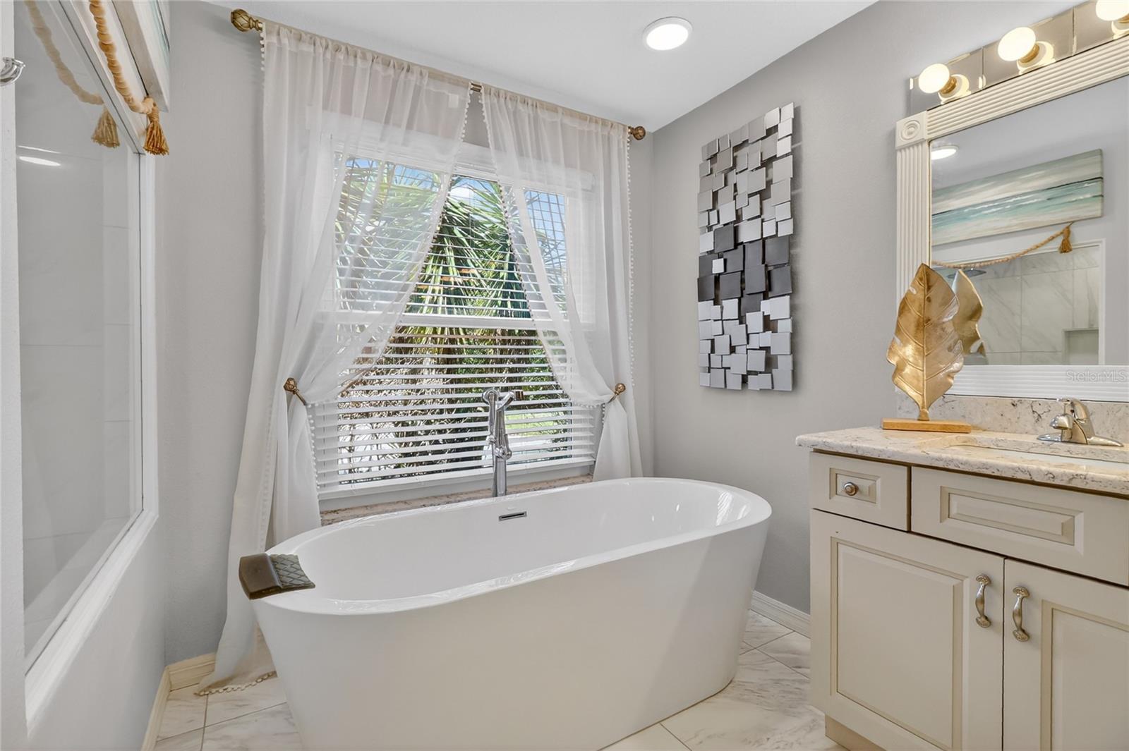 5965 PIER PLACE DR, LAKELAND, FL, 33813