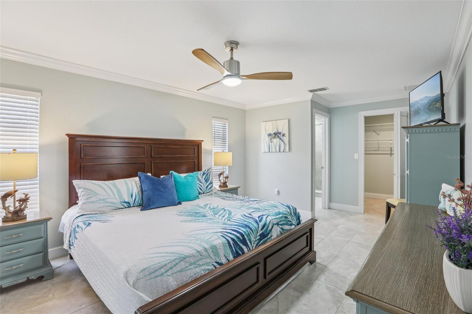 5916 OAKHURST DR, SEMINOLE, FL, 33772