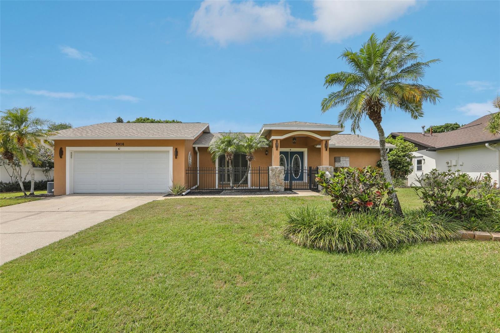 5916 OAKHURST DR, SEMINOLE, FL, 33772