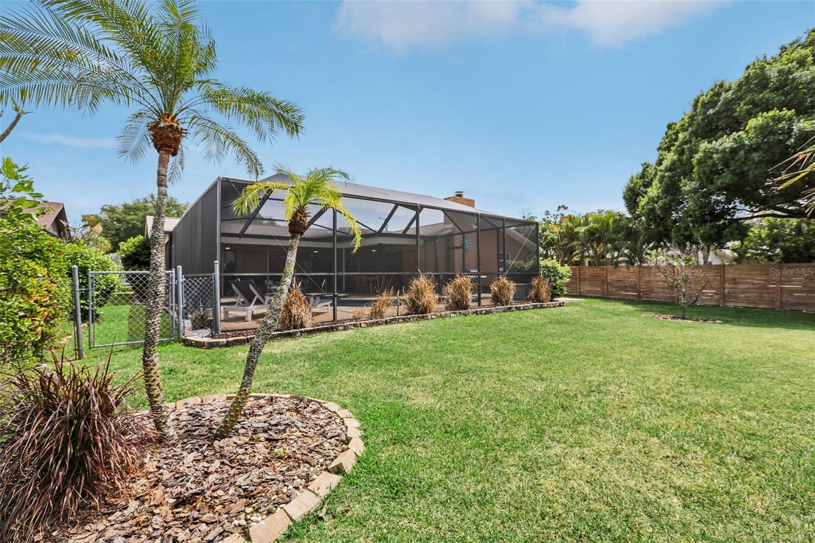 5916 OAKHURST DR, SEMINOLE, FL, 33772