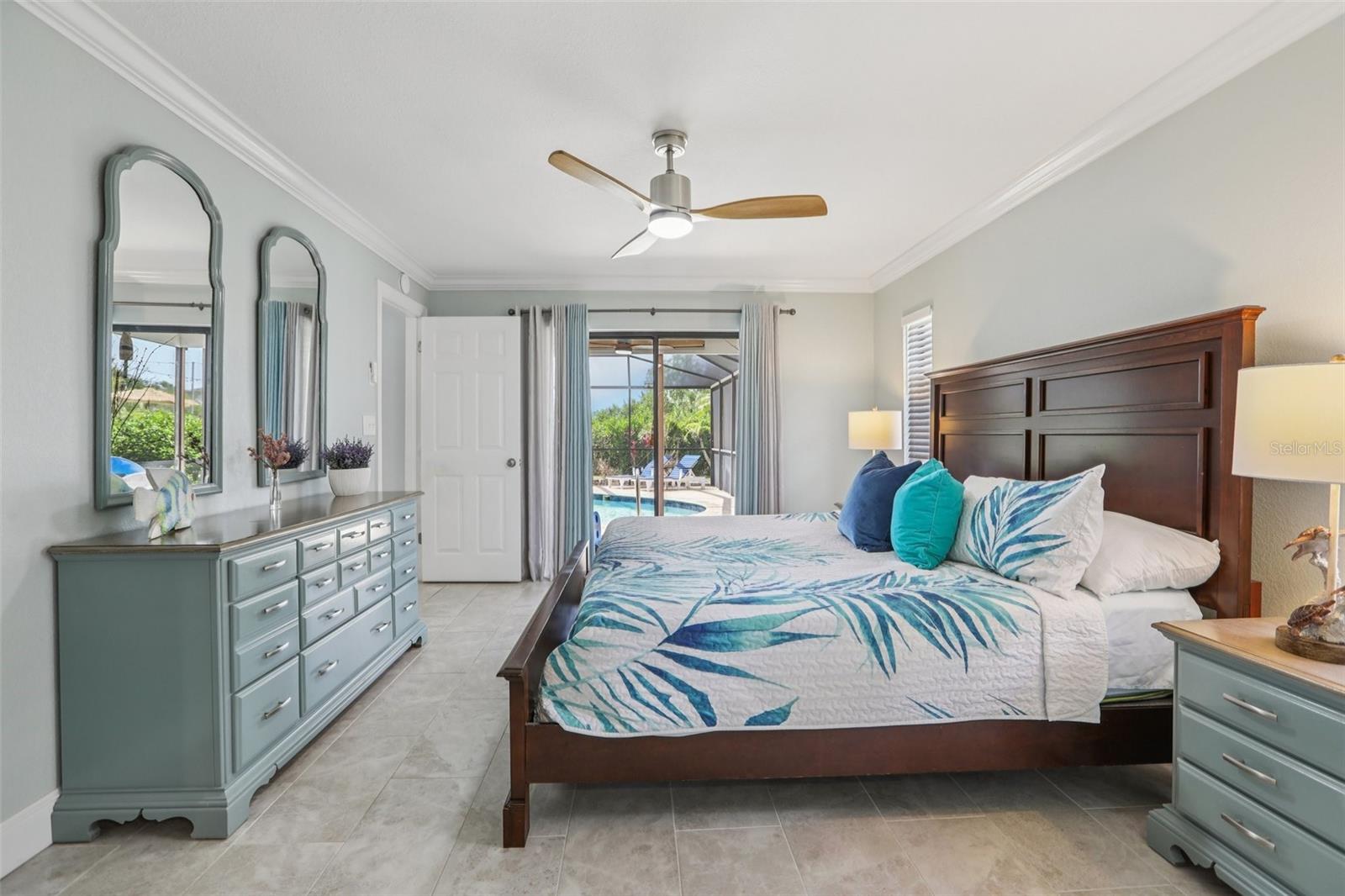 5916 OAKHURST DR, SEMINOLE, FL, 33772