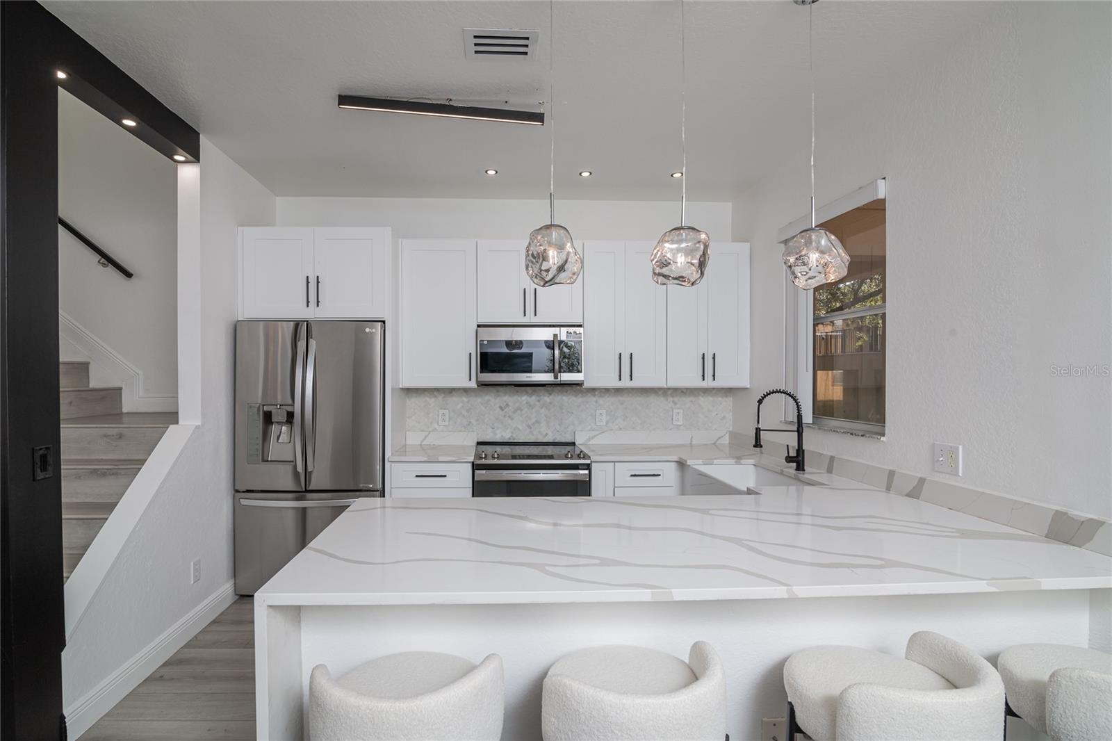 733 CALABRIAN AVE, DAVENPORT, FL, 33897