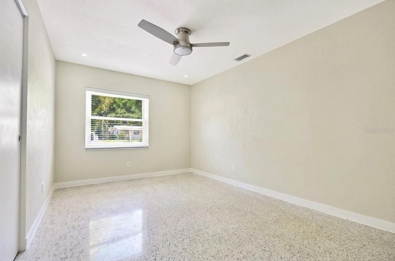807 26TH AVE N, ST PETERSBURG, FL, 33704