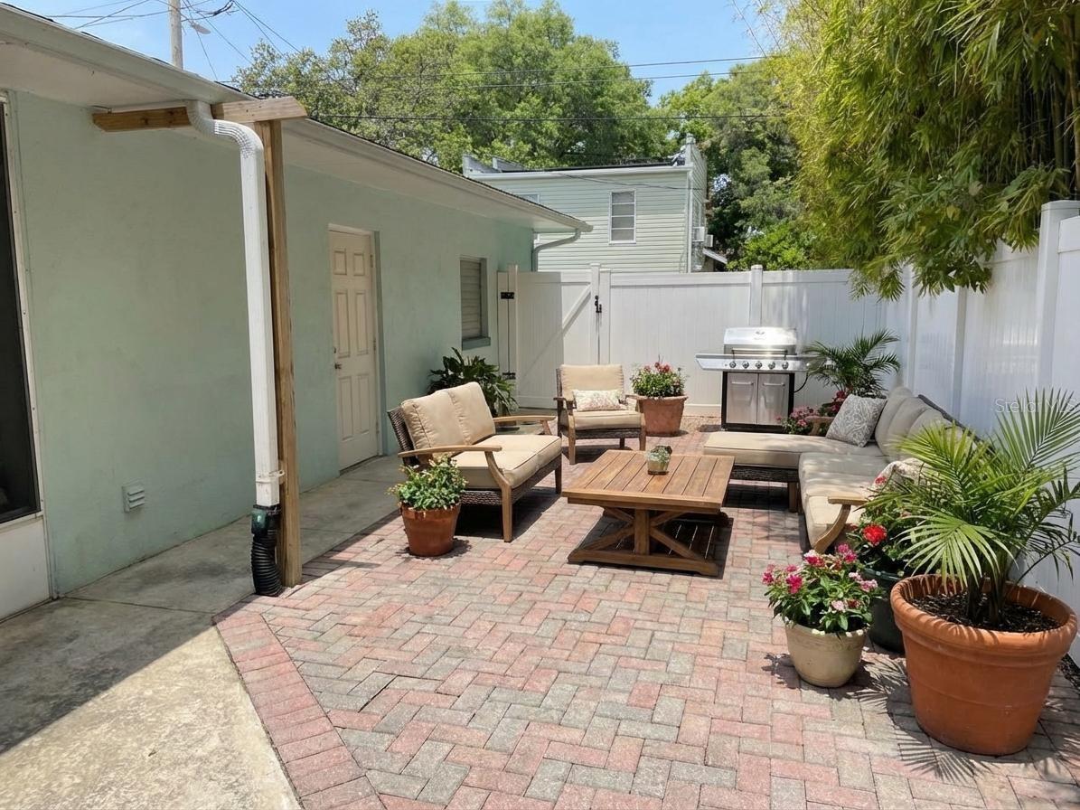 807 26TH AVE N, ST PETERSBURG, FL, 33704