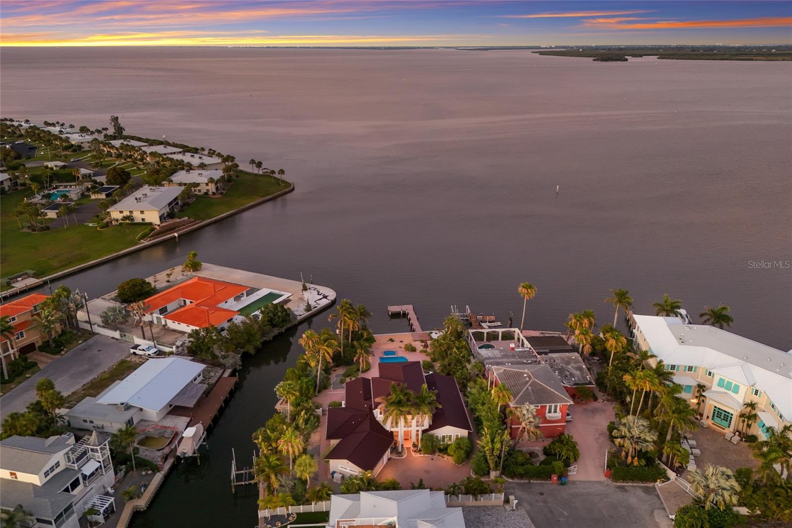 518 58TH ST, HOLMES BEACH, FL, 34217