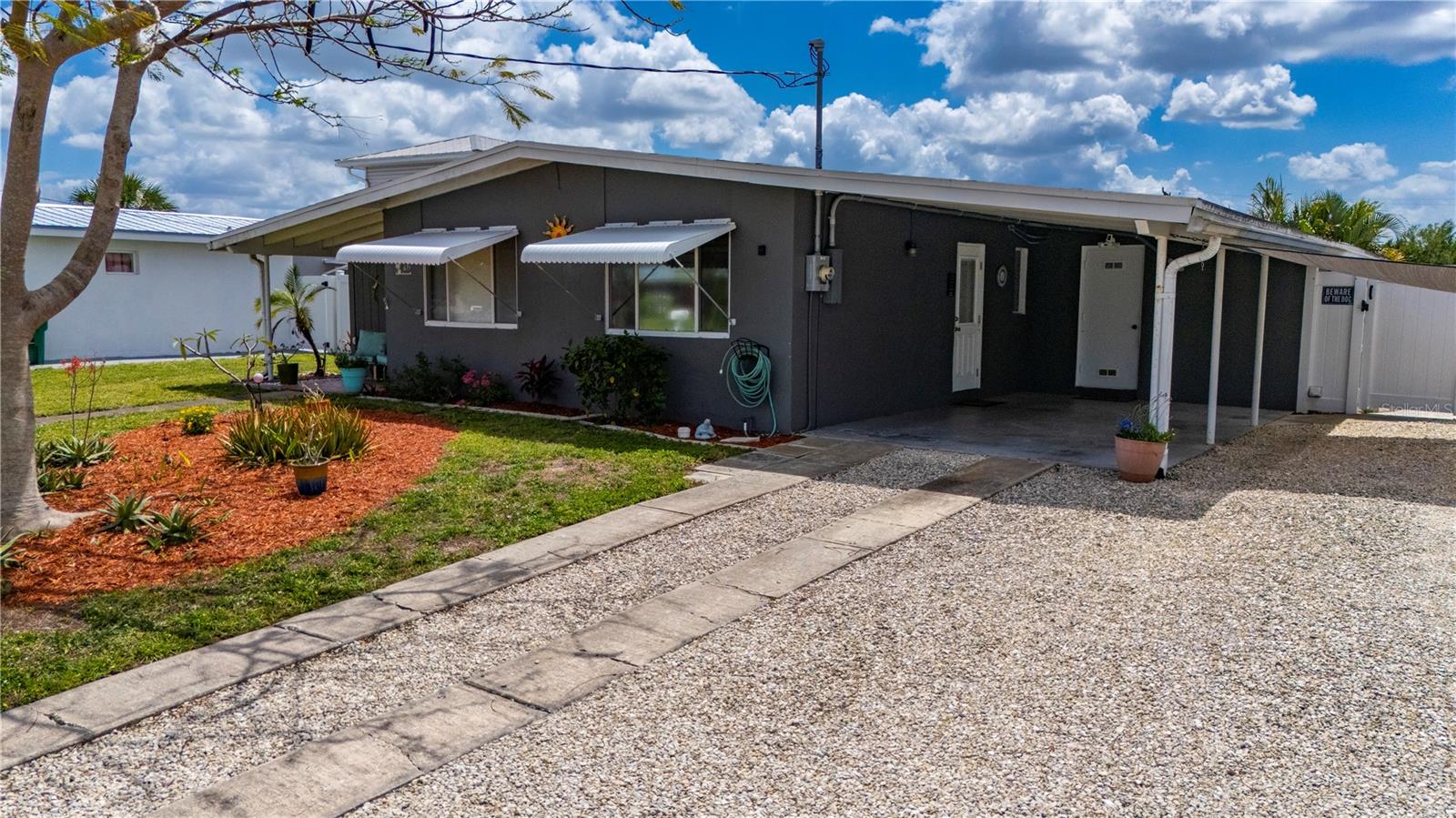 671 SHARON CIR, PORT CHARLOTTE, FL, 33952