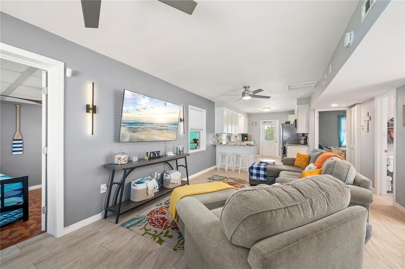 671 SHARON CIR, PORT CHARLOTTE, FL, 33952
