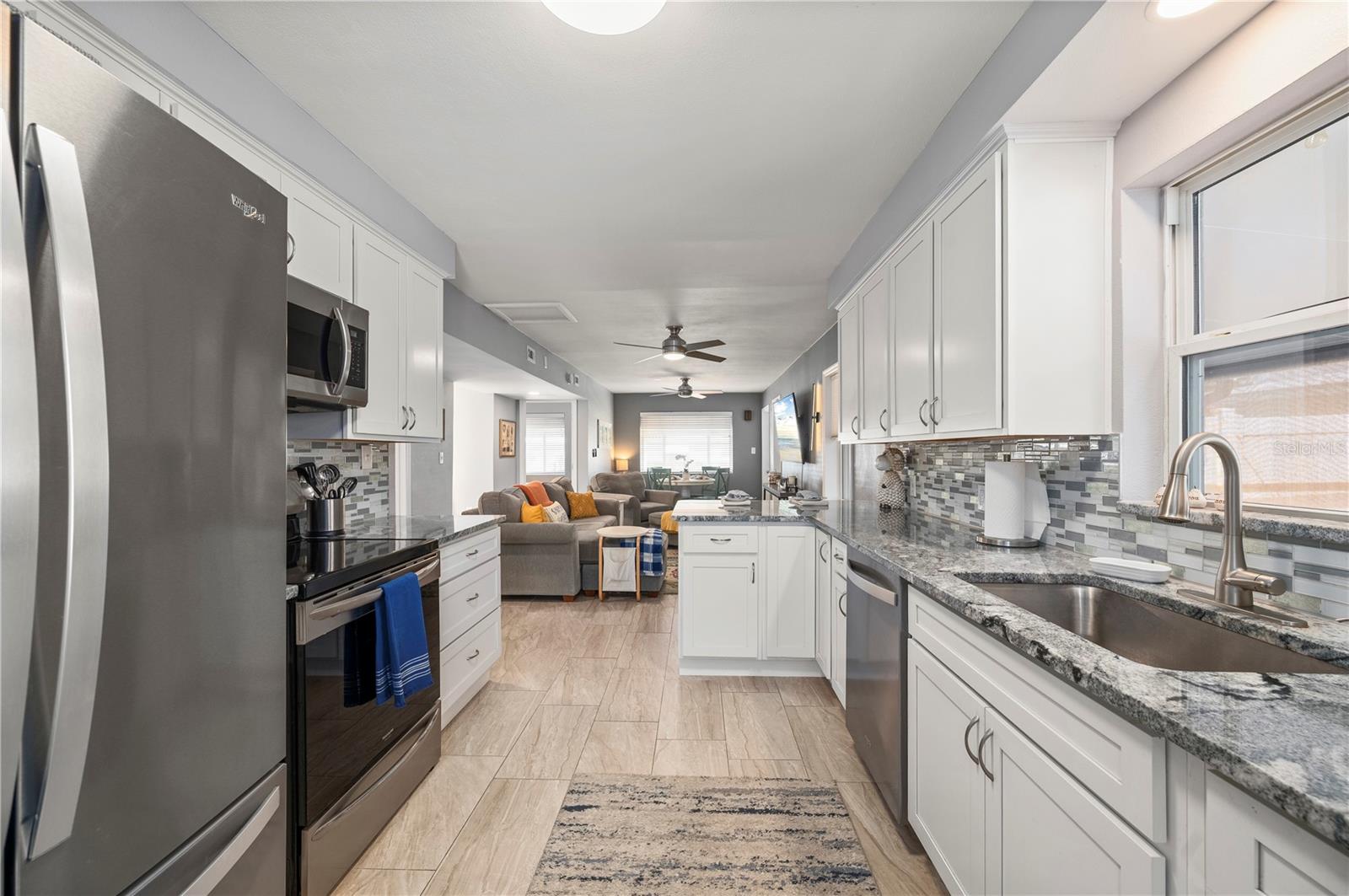 671 SHARON CIR, PORT CHARLOTTE, FL, 33952
