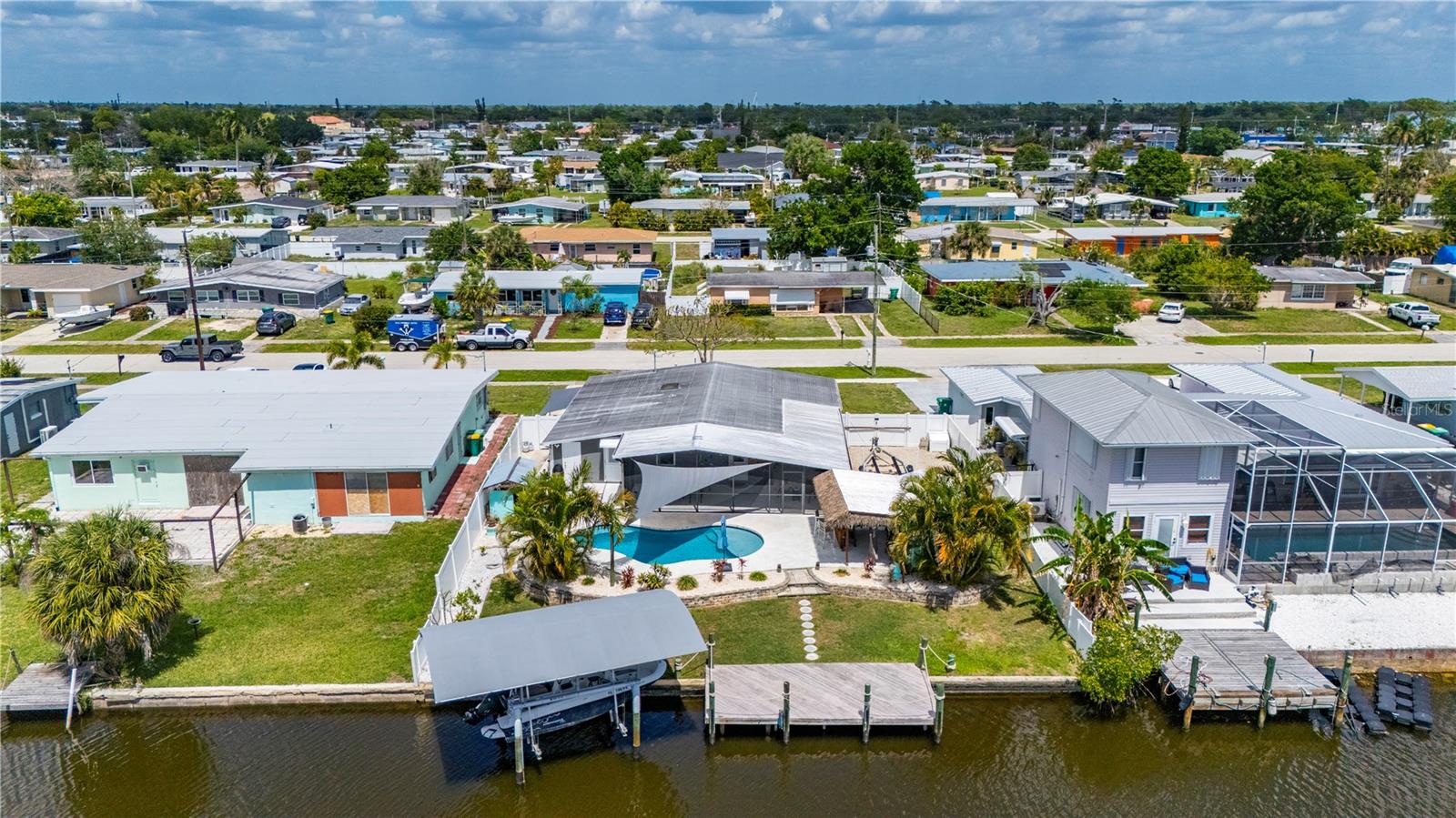 671 SHARON CIR, PORT CHARLOTTE, FL, 33952