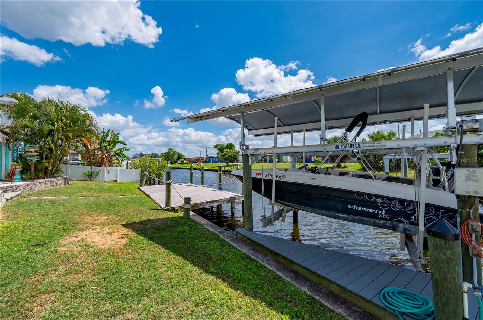 671 SHARON CIR, PORT CHARLOTTE, FL, 33952