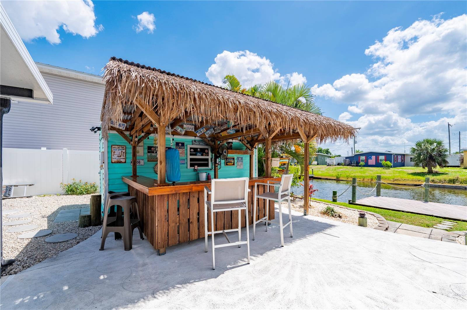 671 SHARON CIR, PORT CHARLOTTE, FL, 33952