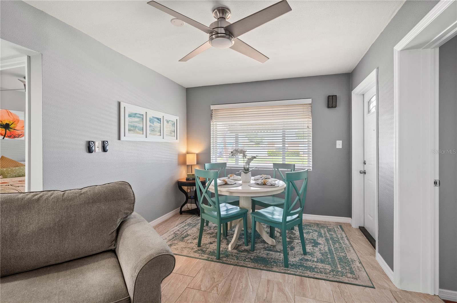 671 SHARON CIR, PORT CHARLOTTE, FL, 33952