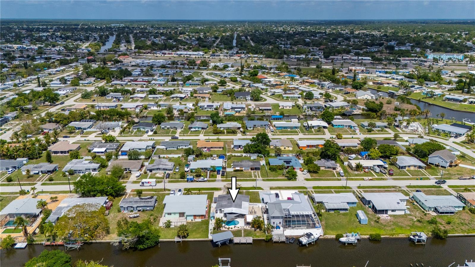 671 SHARON CIR, PORT CHARLOTTE, FL, 33952