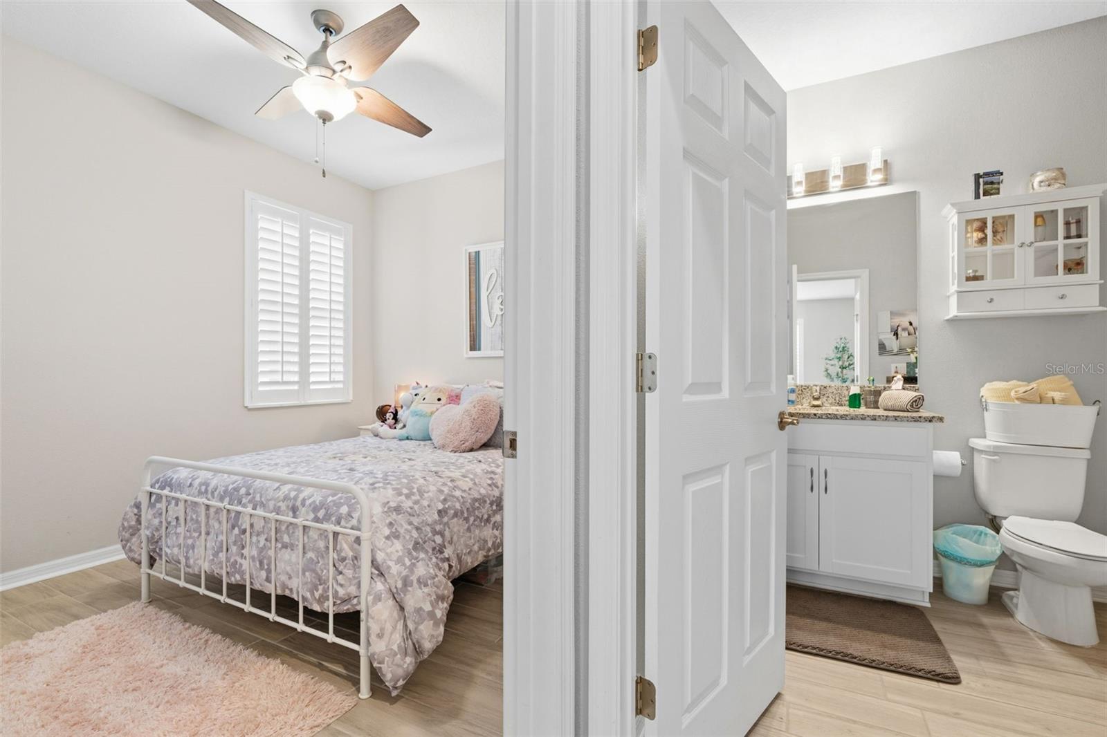 6017 AMBERLY DR, BRADENTON, FL, 34208